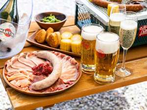 【沖縄県今帰仁村の貸し別荘・コテージ・ヴィラ・コンドミニアム】沖縄BBQビアガーデン＆キャンプ場