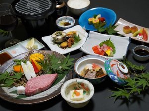 �j�j�q���������瑑�i���ƌ��������ϑg���A������ۗ{���j�̎{�ݎʐ^1