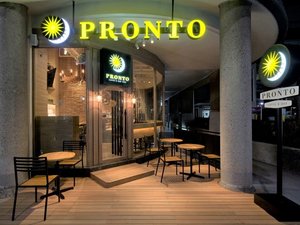PRONTO ホテル1階