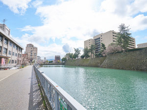 ・【周辺】福井駅近くでありながら落ち着いた雰囲気の街並みです。ゆっくりと散策をお楽しみください