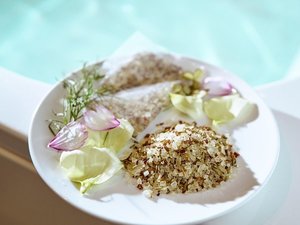 �q���ɂ��p�ӂ����o�X�\���g�ŁA�X�����̔����������ƃ��Z�b�g�B