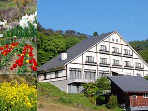 �y�Q�n��:����E�����E�������E�@�t�z���l�̓��Ƃ݂��������̏h �^��̐X