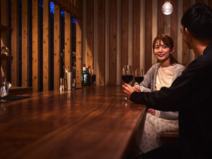【バーラウンジ】ラグジュアリーな空間で、大切な人とお酒を楽しむ大人だけの贅沢