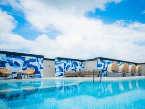 屋上インフィニティプール