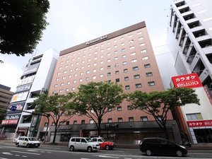 ◇ホテル外観A◇地下鉄博多駅東5番出口(福岡空港からご乗車の場合は後方の車両へ)より徒歩約4分。