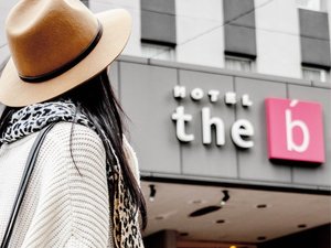 the b hotels �Љ�F�S����v�s�s�œW�J����X�^�C���b�V���ȃV�e�B�z�e���ł�