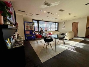 2Fロビー お待ち合わせにご利用ください