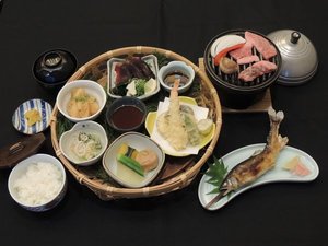 ���đV:��̐X�ٓ��{�싛�̉��Ă��{�l���J���X�g�ň�������n���̂悢���b�������̓y���������Ă��t��