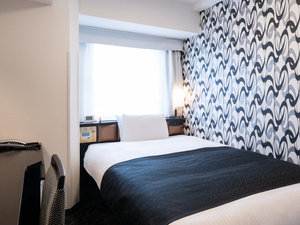 スタンダードルーム 広さ11u/ベッド幅140cm、ベッド下収納