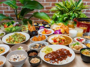 種類豊富な朝食ブッフェ