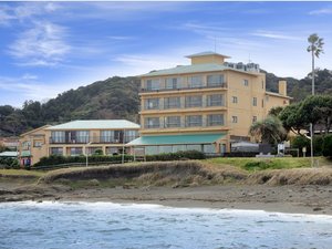 海岸まで徒歩1分!夏は海水浴もお楽しみいただけます。