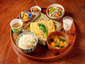 生姜香るそぼろ餡掛けだし巻きたまご【完全定食】