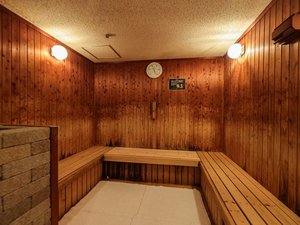 18階大浴場にはドライサウナも併設してい