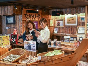 【二番館】売店