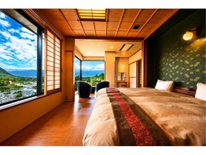 南アルプス側角部屋 太田切川側