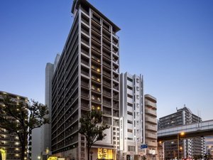 外から見たホテルの全体像です