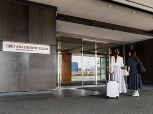 ホテルエントランス