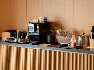 ���E���W�@�h�����N�R�[�i�[