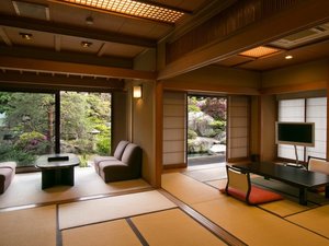 【山梨県の露天風呂付き客室のある宿】銘石の宿かげつ