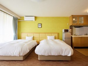 �S���V�����Y���̃x�b�h���̗p���Ă���܂��B