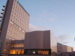 �y�{�錧:���z���T���v���U