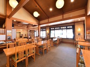 1階お食事処「ひのき」(夕食や朝食の会場としてご案内する場合がございます)