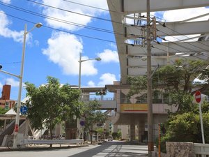 【ゆいレール美栄橋駅】那覇空港から美栄橋駅まで22分ほどで到着します。