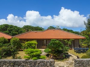 【沖縄県宮古島の貸し別荘・コテージ・ヴィラ・コンドミニアム】かたあきの里