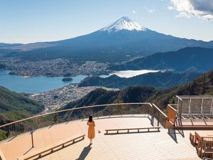 *【 FUJIYAMAツインテラス 】富士山が一望できる人気の絶景スポットが”新道峠”に新設!