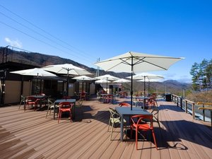 *リリーベルヒュッテ(カフェや地元産品の買い物が楽しめる交流施設)
