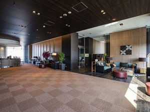 �J�����̂��郍�r�[