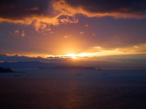 【眺望】伊勢湾側へ沈む夕日