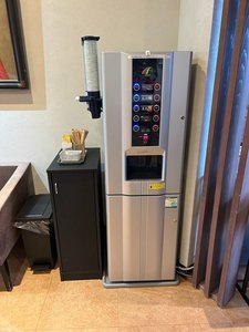 ドリンクサーバー