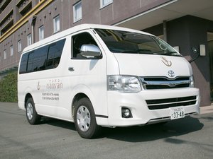 【送迎車】