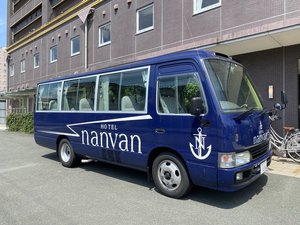 【送迎車マイクロバス】