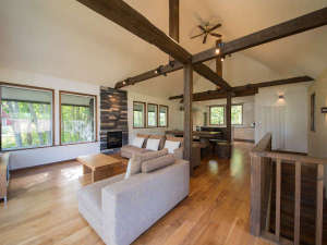 【北海道ニセコ・ルスツの貸し別荘・コテージ・ログハウス・コンドミニアム】MOIWA CHALET