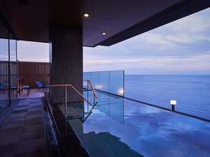 ◆展望露天風呂「想海」|刻々と移り変わる海景を眺めながら得られる心身の開放。