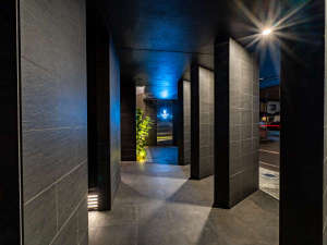 �G���g�����X