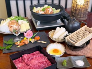 【ホテルきぬ名物・鬼怒すき】1日3組限定!とちぎ和牛を三つの味で堪能する食べ放題プラン