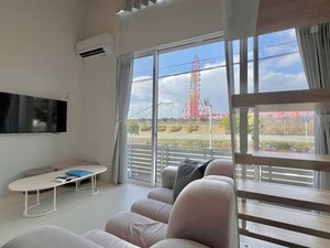 THE LAND HOTEL̎{ݎʐ^1