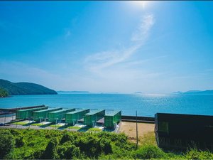 SUNSETSHODOSHIMA`CONTAINER HOTEL`̎ʐ^