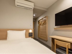 本館シングルルーム(ベッド幅:130cm、客室面積:9u)