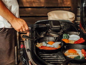 作る時間もごちそう。みんなで楽しむ朝食体験 Make your own camp-style breakfast