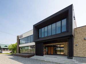 �y�k�C��:�j�Z�R�E���X�c�zLODGE MOIWA 834