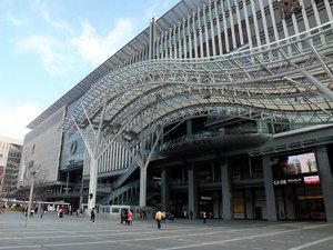 ��JR�����V�e�B(JR�����w������)�F���{�ő勉�̃��X�g�����]�[���u�����Ă�v�Ȃǂ��A�Ȃ镡���{�݁B