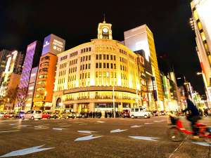銀座4丁目交差点夜景
