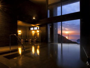 【大浴場・展望露天風呂】朝5時から8時、夜17時から23時(温泉ではございません)