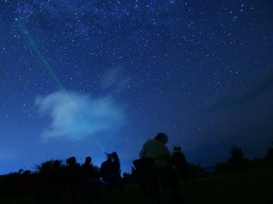 【星空ツアー体験】詳細・ご予約は、「新上五島町観光物産協会」公式HP、「体験する」ページをご覧下さい