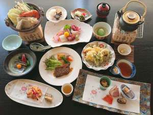 【夕食】おすすめコース・秋冬/海鮮鍋、牛ステーキなどたっぷり愉しめるお料理コース※イメージ
