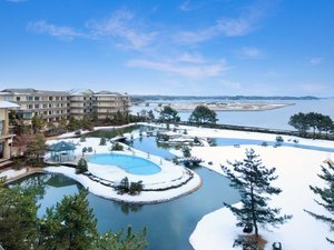 【ホテル全景】雪景色の松島